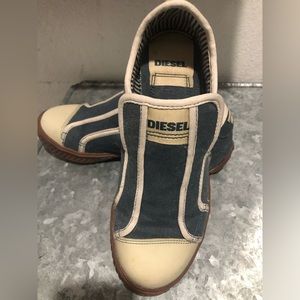 Diesel women’s “Lyste” sneakers, 7.5